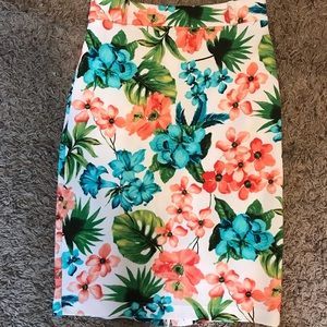 Midi flower skirt